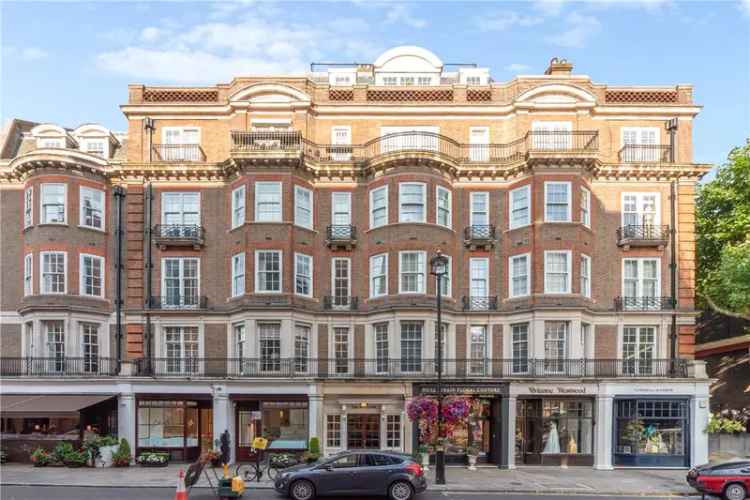 Apartment For Sale in London, England