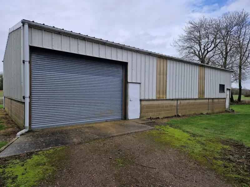 1680 sq ft Warehouse Workshop to Rent in Suffolk