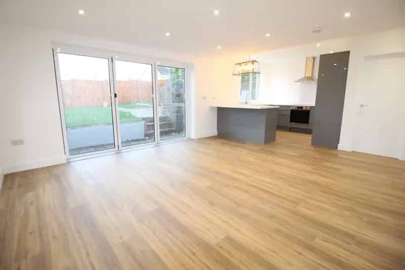 3 Bedroom Bungalow To Rent