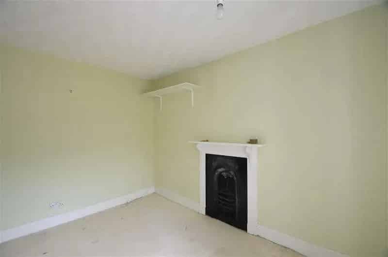 2 Bed Period Cottage For Sale