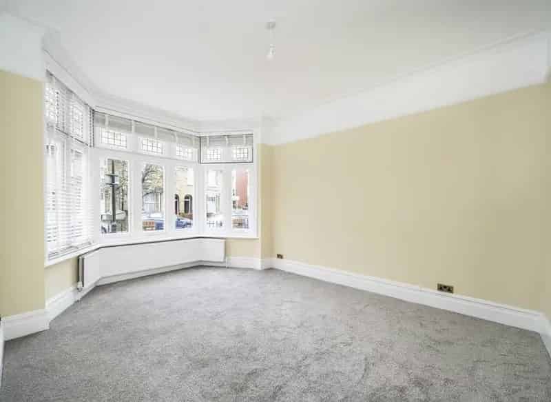 Eight Bedroom Victorian House Wimbledon Town Centre