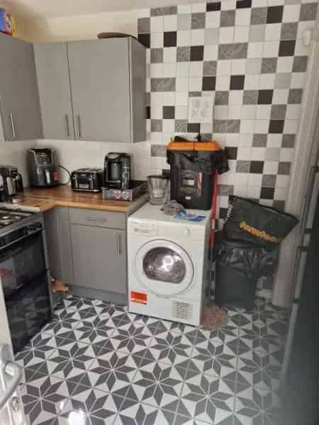 Single Level Flat Private Garden Quiet Building Wetroom