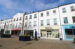 1st Floor Apartment in Lisburn City Centre