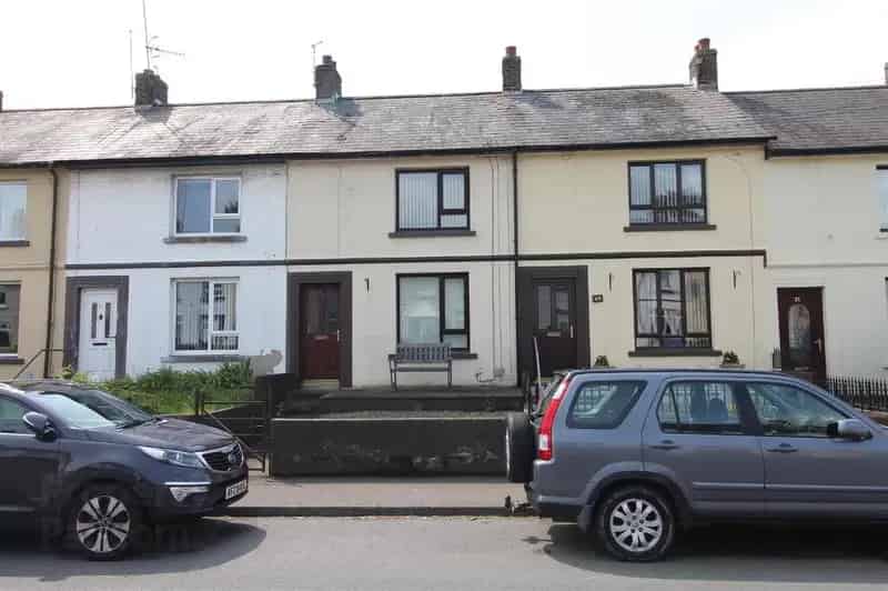 2 Bed Mid Terrace House Downpatrick Near Amenities and Schools