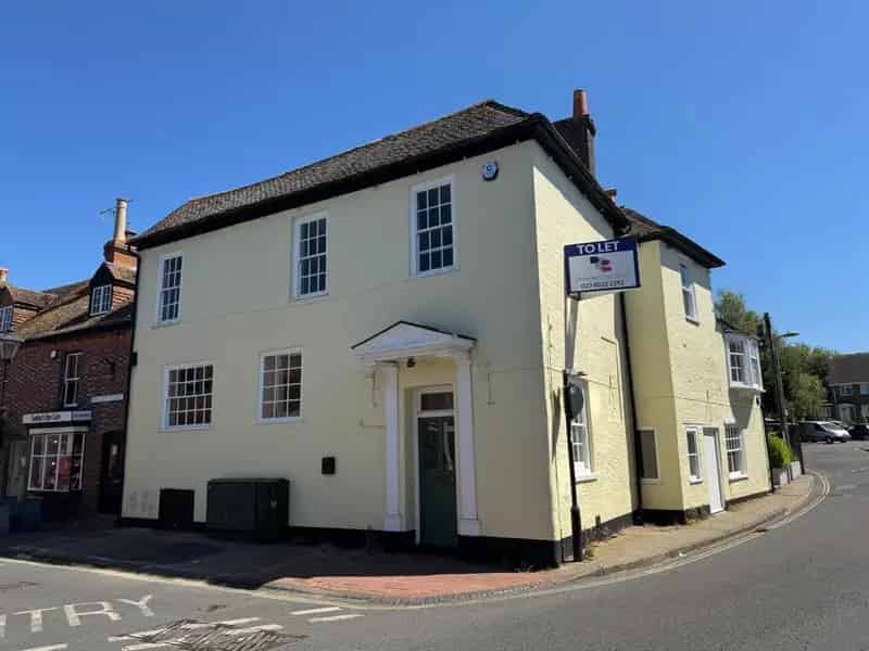 Bishops Waltham Commercial Property for Lease