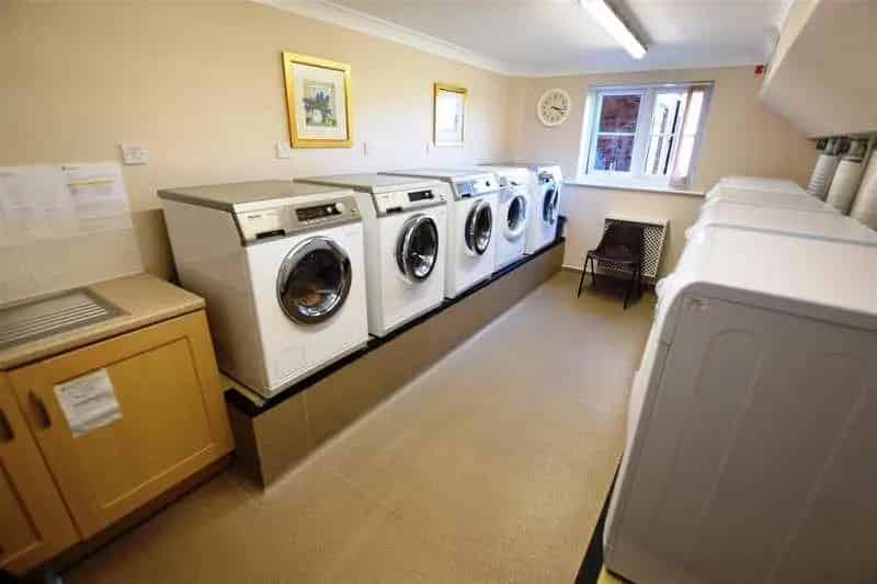 2 Bed Retirement Apartment with Garden Access
