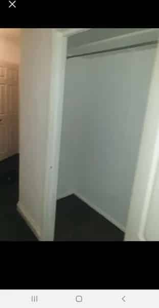 Large 2 Bedroom Flat Near Schools and Shops
