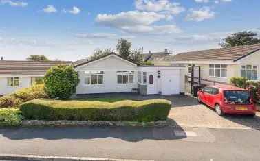 Sea View Detached Bungalow in Strete Devon