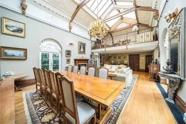 Five Bedroom Family Home for Sale in Henry Tate Mews London SW16