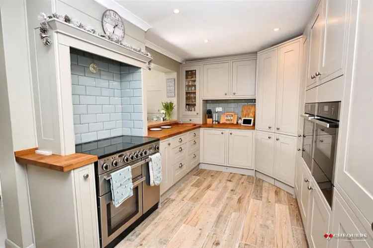 3 Bedroom Terraced House for Sale Extended Family Home Garden Bar