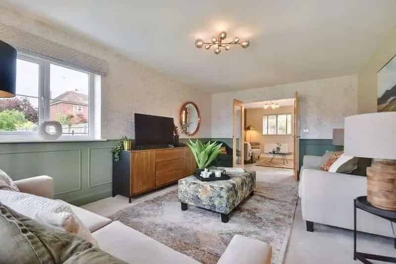4 Bed Detached House for Sale