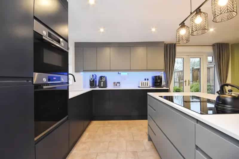 3 Bed Semi Detached House in Tile Kiln Chelmsford