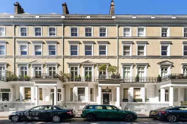 Stunning Terraced House for Sale in Cranley Gardens SW7