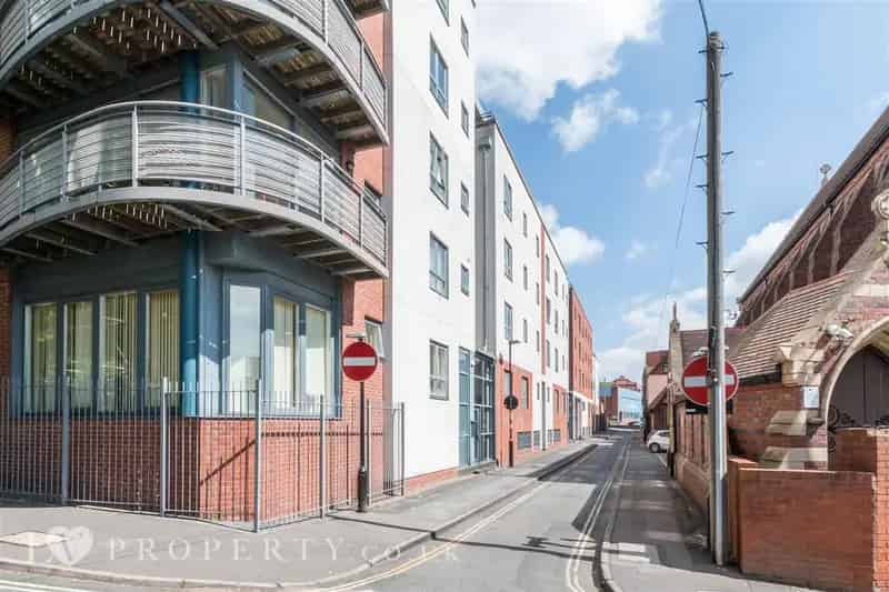1 Bedroom Apartment for Sale