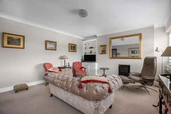 Queens Road, Richmond, TW10 6LB | Property for sale | Savills