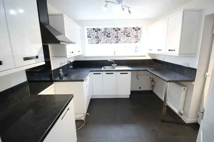 3 Bedroom Semi Detached House for Sale Bedworth Warwickshire