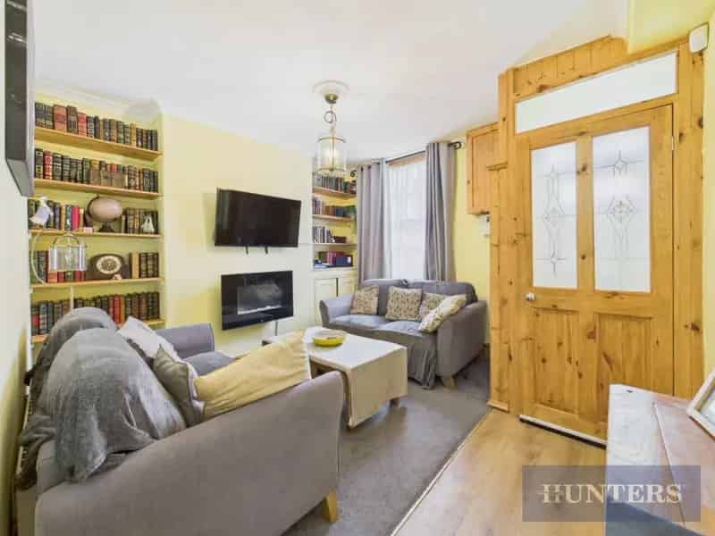 3 Bedroom House For Sale In Scarborough Old Town
