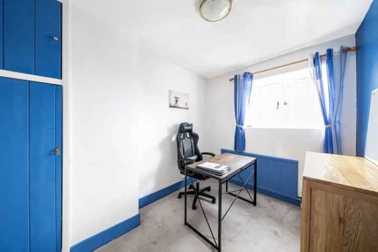Charming 2-Bedroom Cottage Near Enfield Town