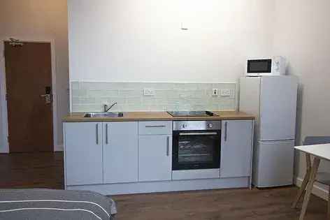 1 Room Flat Manchester 38m² - Bills Included