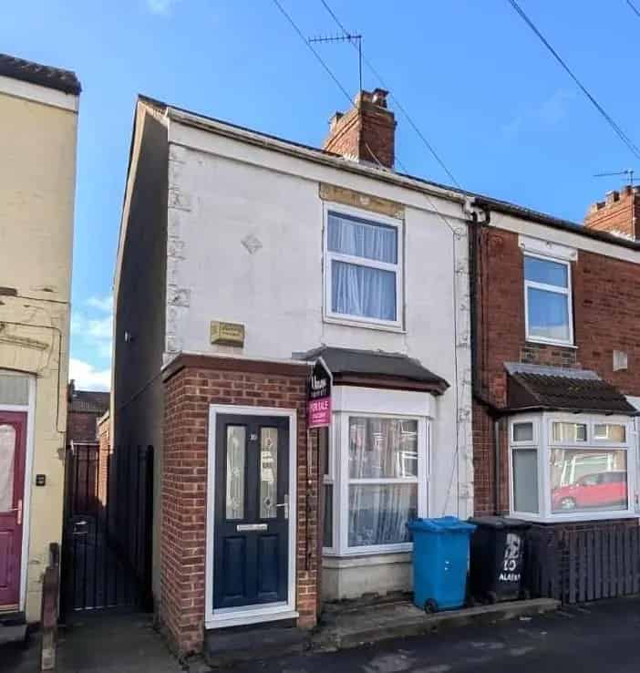 2 Bedroom House to Rent Hull - Newly Decorated