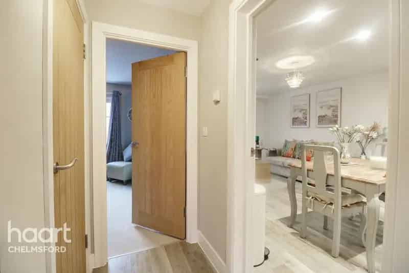 1 Bedroom Apartment for Sale - No Sale No Fee