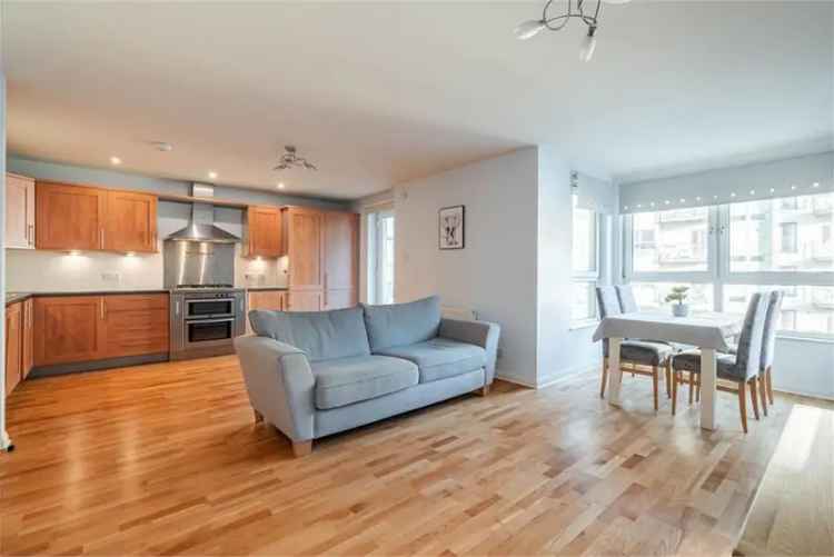 2 Bed Flat - Fourth Floor with 1 Reception Room