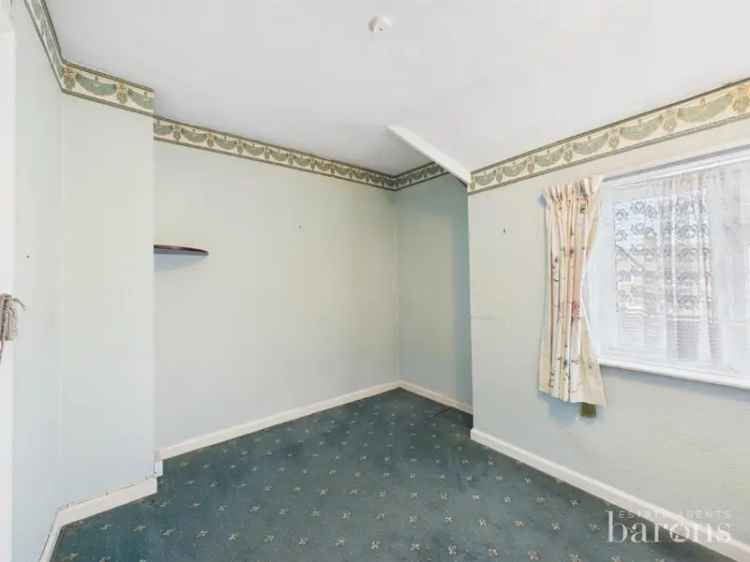 2 Bed Flat for Sale No Onward Chain