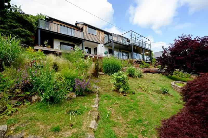 3 Bedroom Detached House for Sale in Symonds Yat