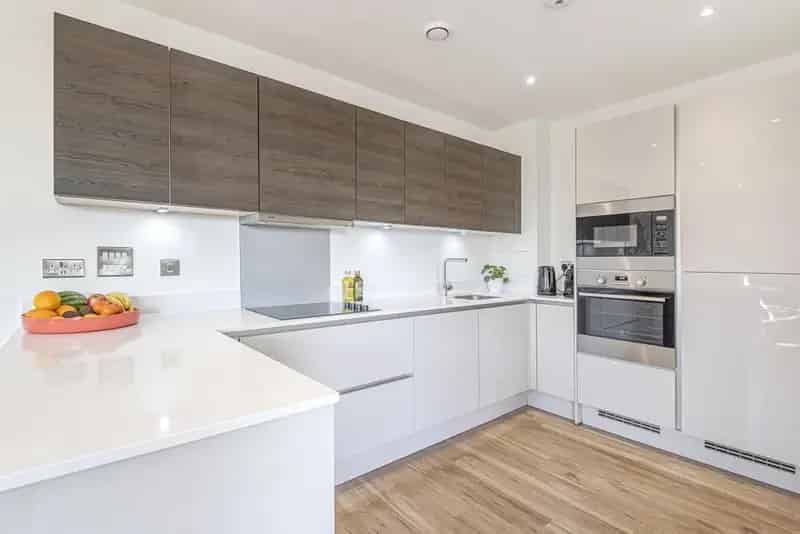 Acton Town 2-Double Bedroom Flat Near Tube Station