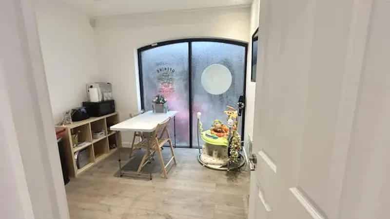 Commercial property For Rent , Dunstable, England