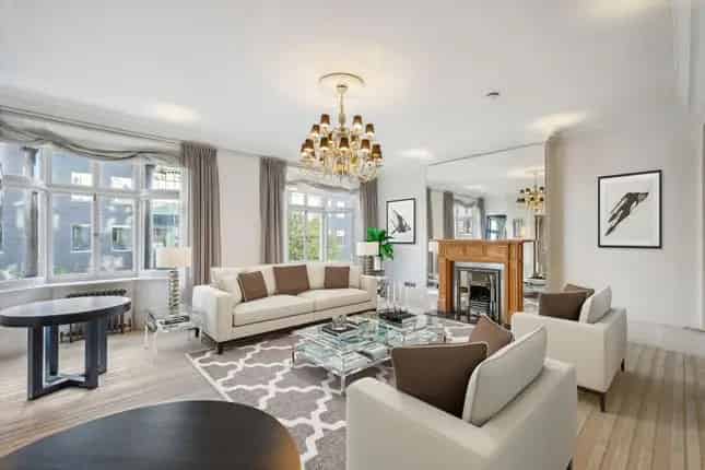4 Bedroom Flat for Sale in Marylebone W1G