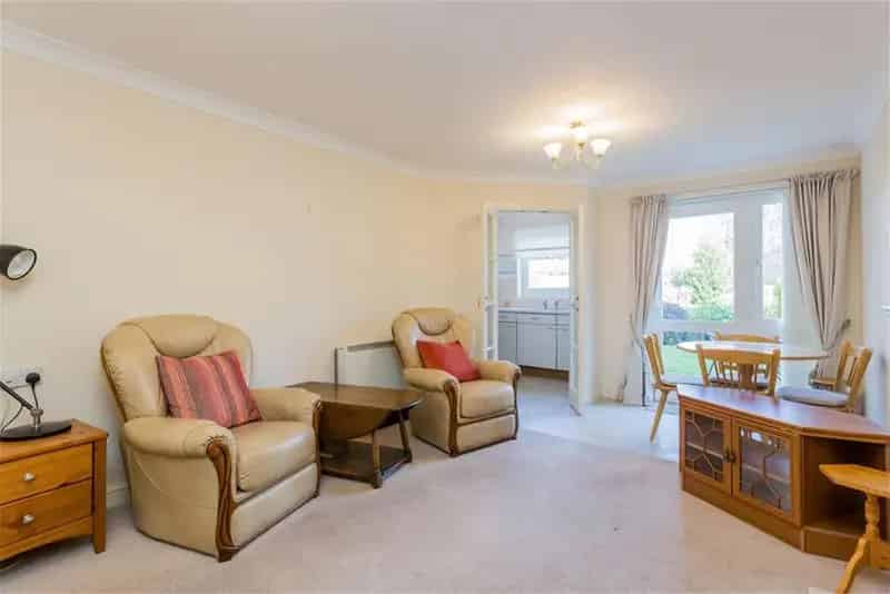1 Bed Ground Floor Retirement Flat Glasgow Road