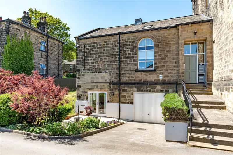 Two Bedroom Ground Floor Apartment Farsley