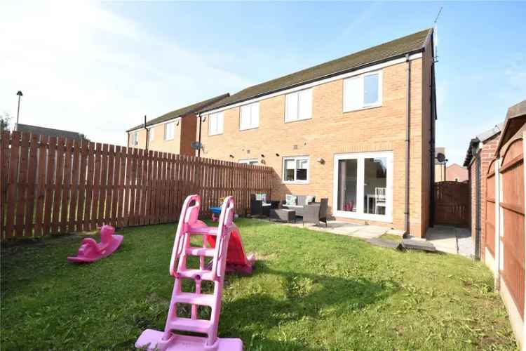 House For Sale in Leeds, England