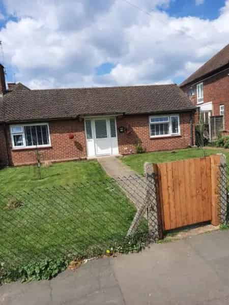 1 Bed Bungalow Near Amenities