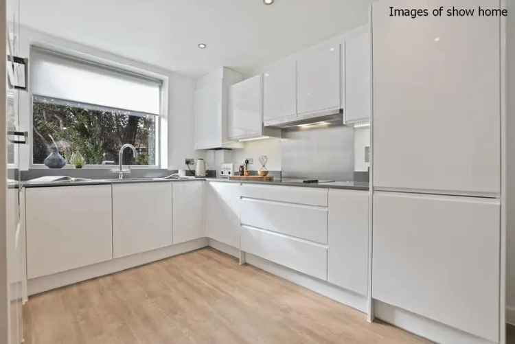 House For Sale in London, England