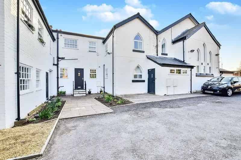 2 Bedroom Flat to Rent Handforth Cheshire SK9 Near Manchester Airport