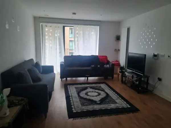 Flat For Rent in Portsmouth, England