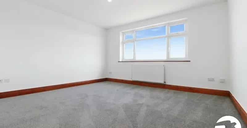 2 Bedroom Flat to Rent - Available Now