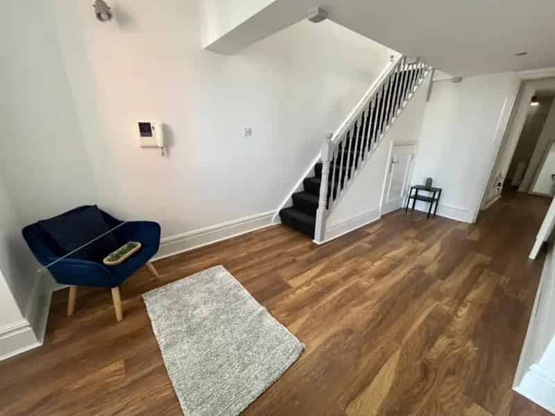 2 Bedroom Duplex Apartment To Let Chapel Street
