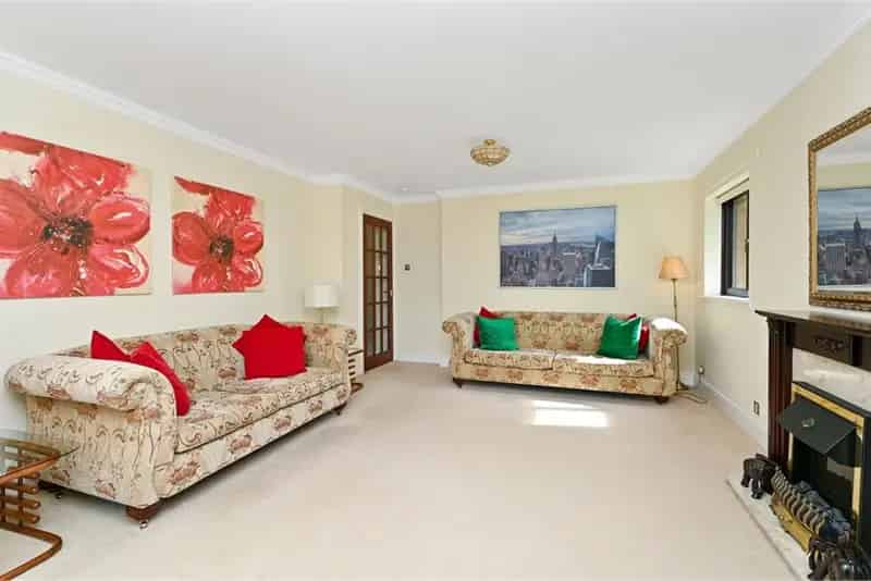 2 Bed Flat Cramond Edinburgh 2 Shower Rooms Secure Parking