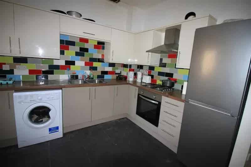 5 Bedroom Student House to Rent in Coventry