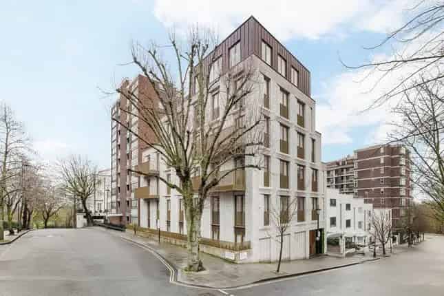 Luxury 2-Bedroom Flat for Sale in Primrose Hill London