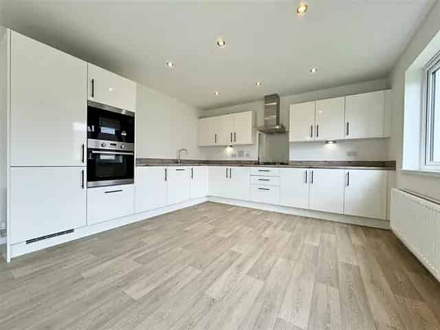 5 Bedroom Detached House for Sale Hamilton