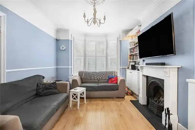 3 Bedroom Terraced House for Sale Near High Barnet Tube