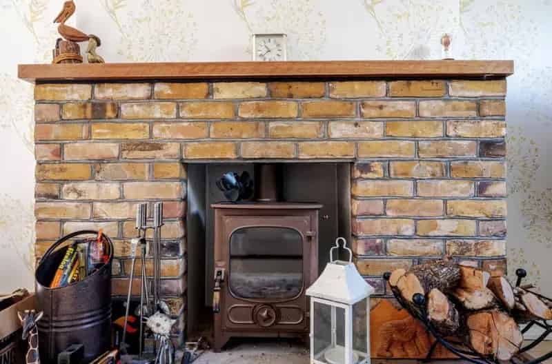 4 Bed Detached Bungalow For Sale