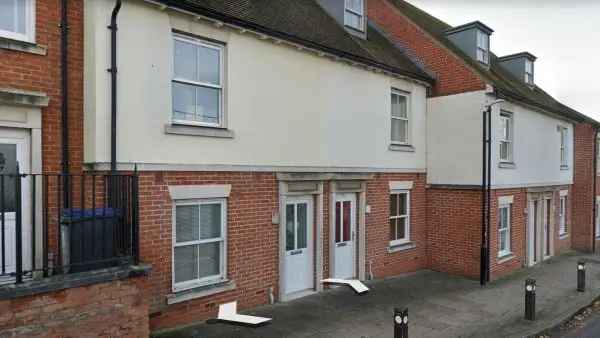 House For Rent in Canterbury, England