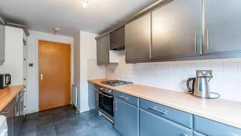 2 Bedroom Flat for Sale near Glasgow University