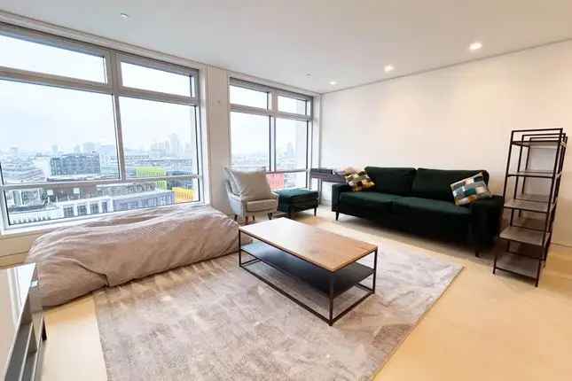 Flat to rent in New Oxford Street, Covent Garden, London WC1A