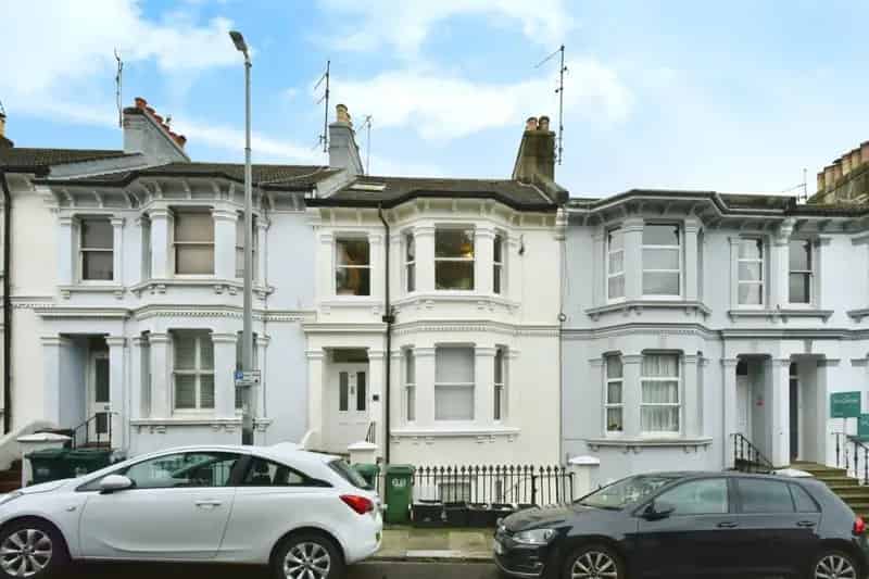Flat For Sale , Brighton, England